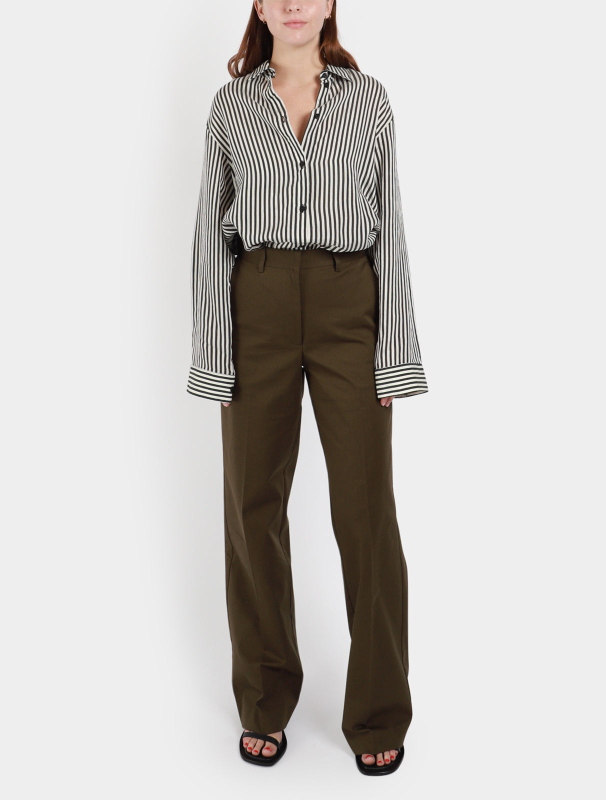matteau-straight-twill-trouser-olive_1.jpg